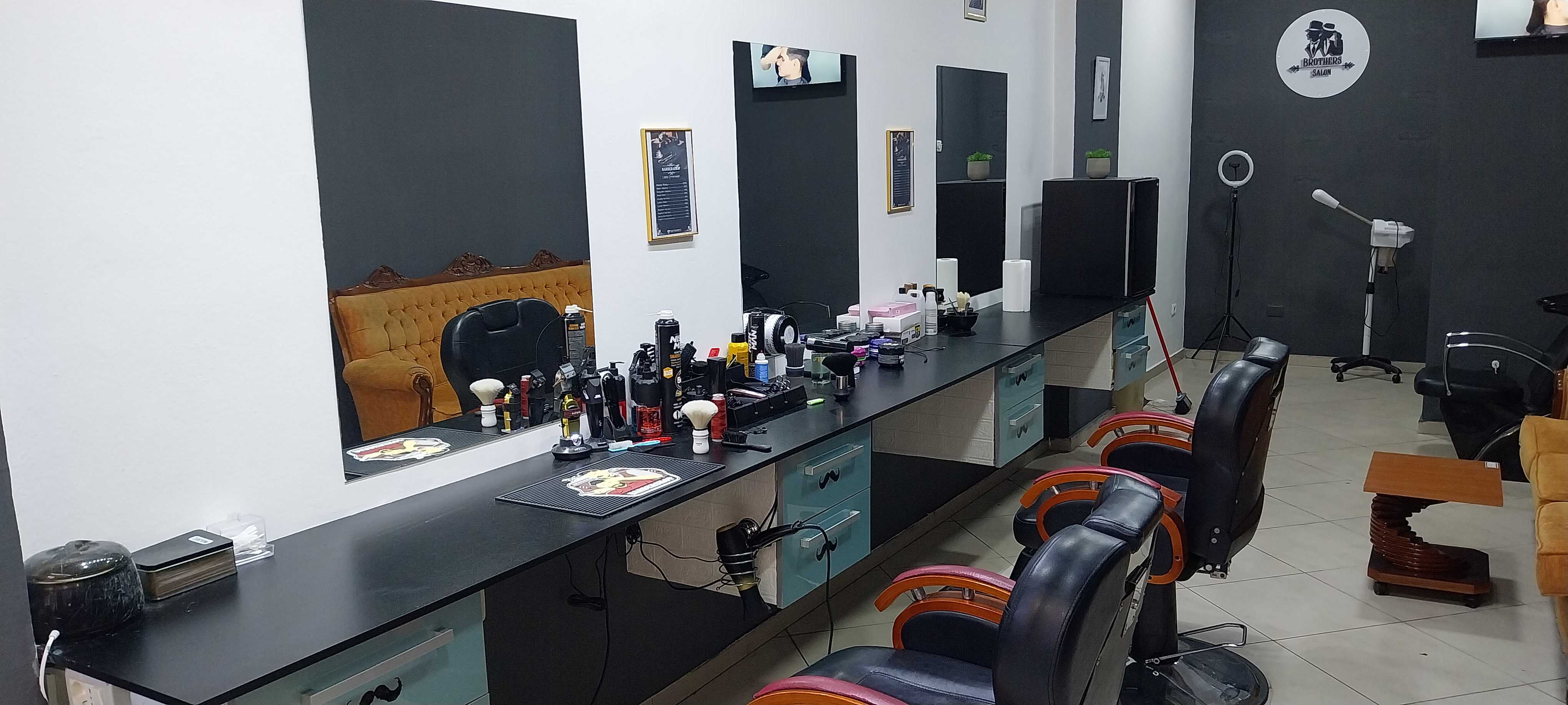 Brothers Salon