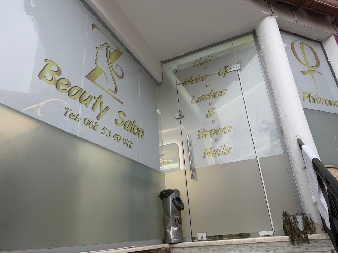 Zeli Beauty Salon