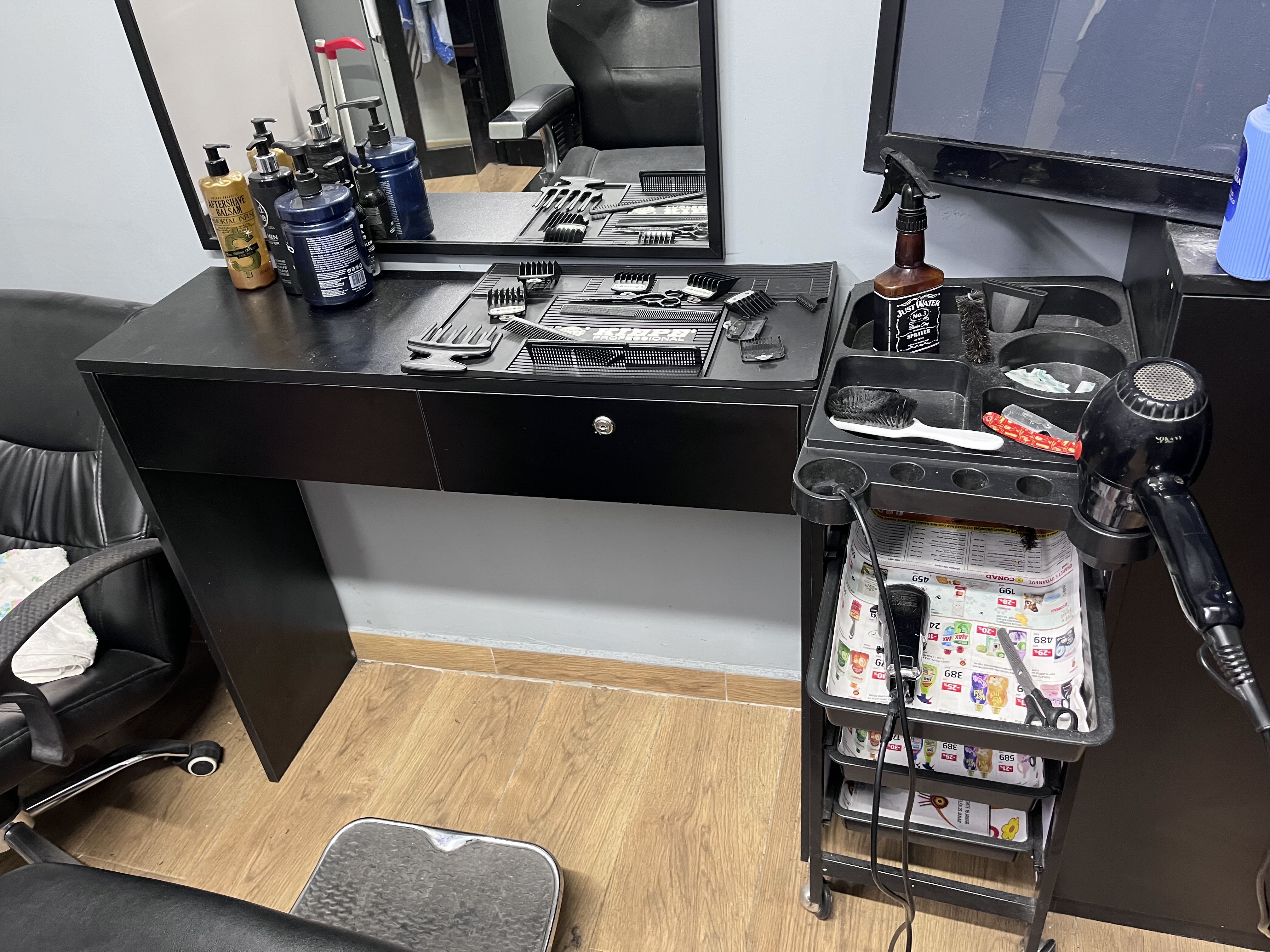 Keli Barbershop