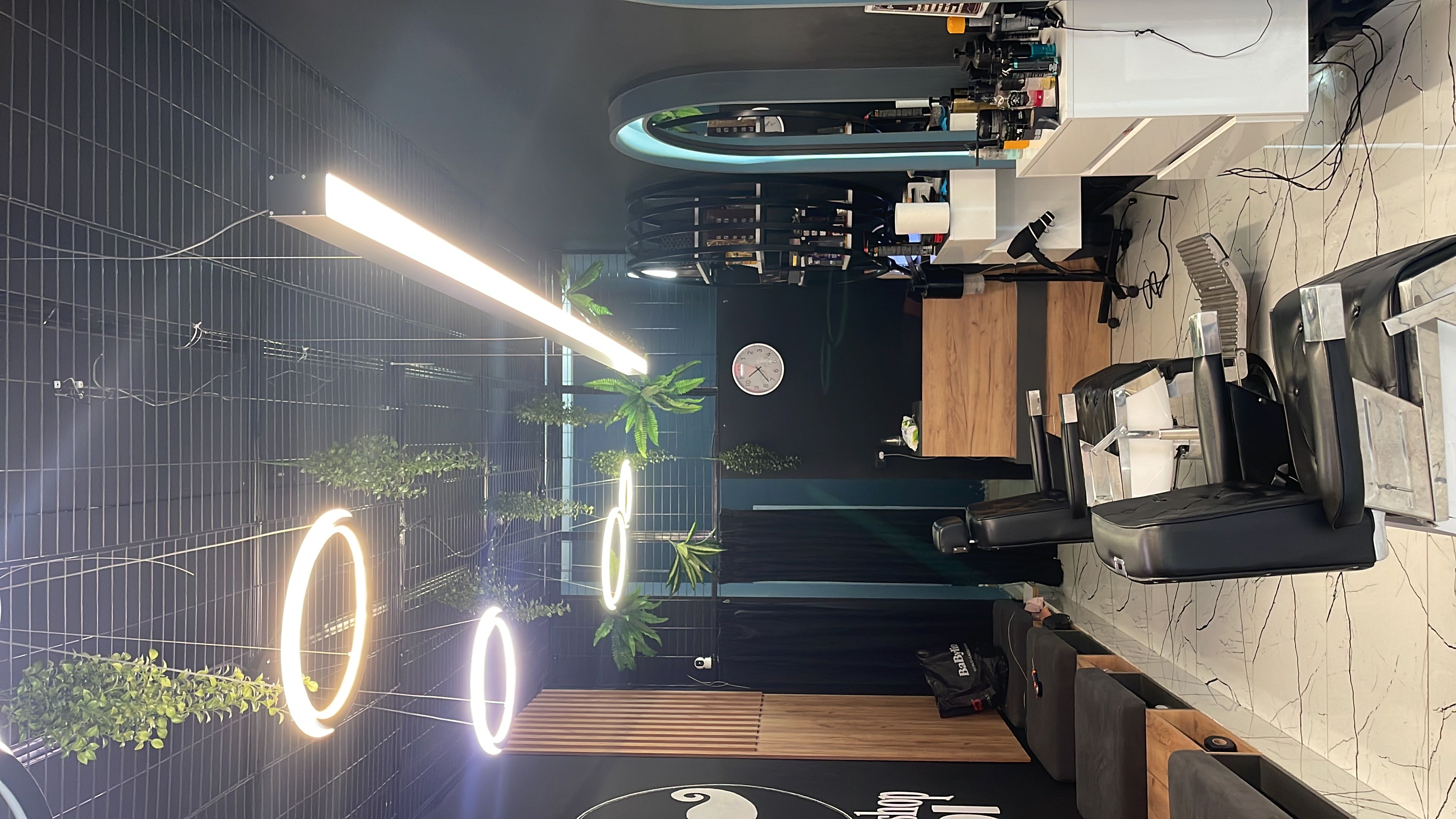 BarberShop Adi