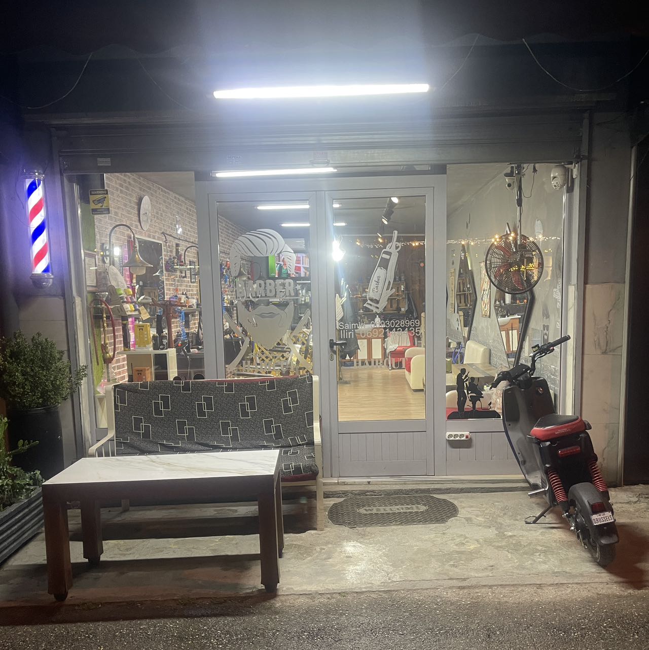 Salon Saimiri & Iliri
