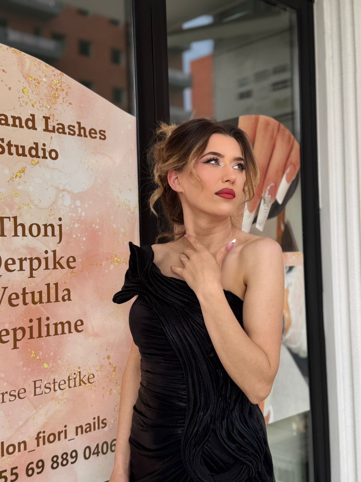 Salon Fiori Manu